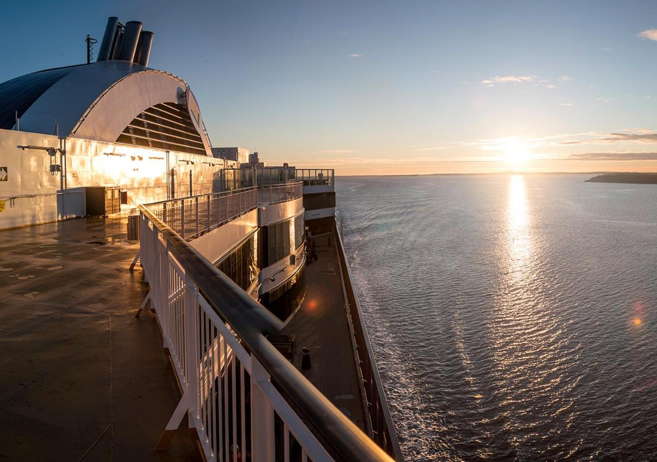 Hotel Viking Line Ferry Viking Grace - One-Way Journey From Turku To Stockholm Exterior foto
